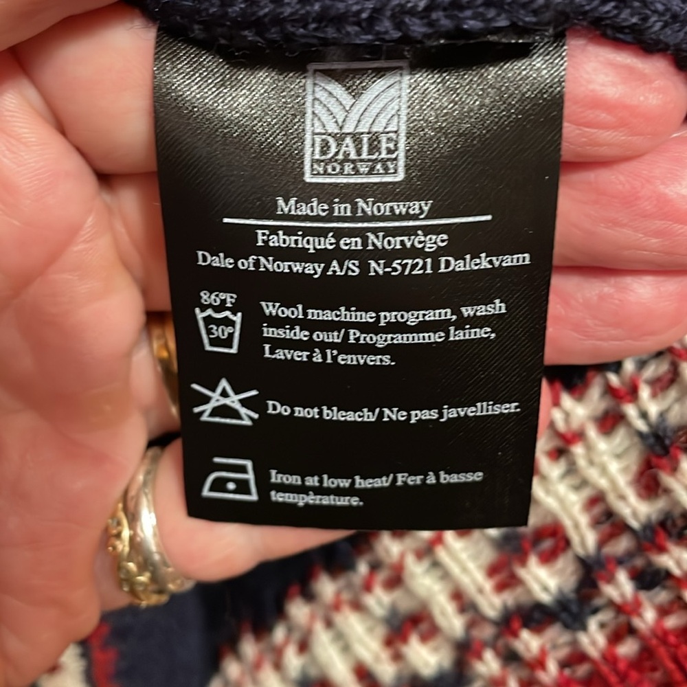 Women’s Norwegian wool sweater XL - Picture 4 of 11